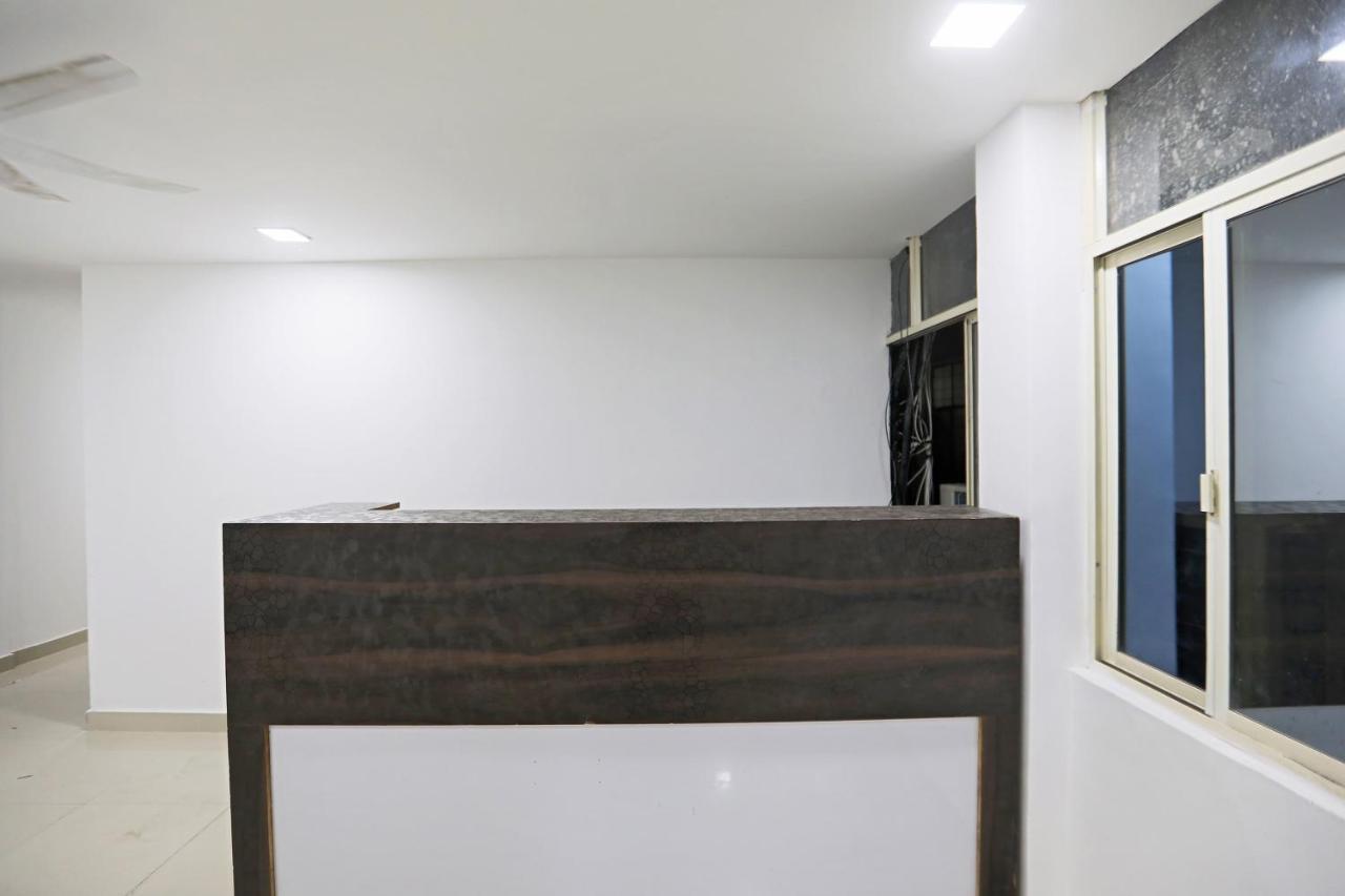 Oyo48664古尔白屋酒店 新德里 外观 照片